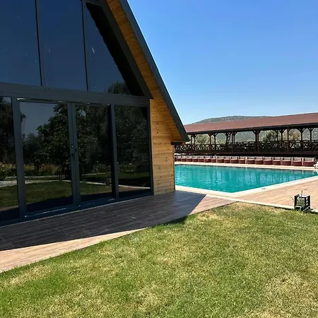 Feriehus Ciragan Deluxe Botanik Park Evleri